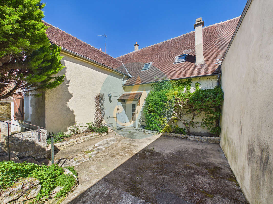 Maison à NARCY