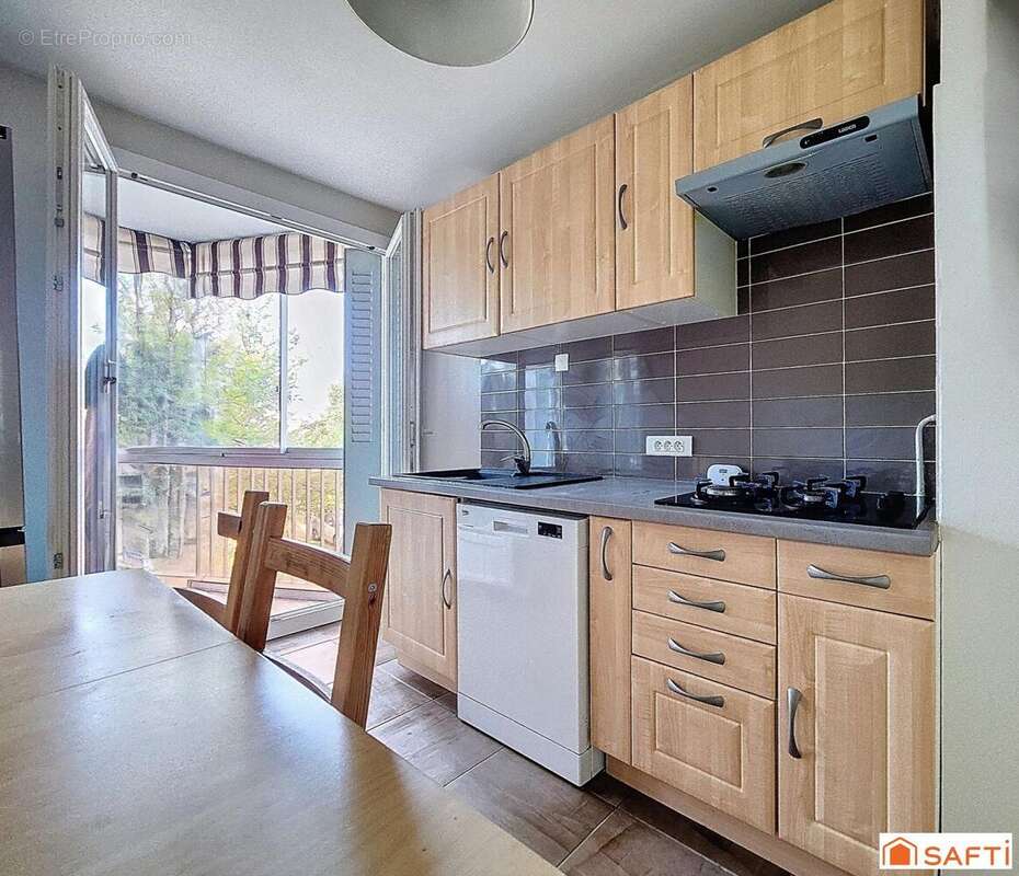 Photo 2 - Appartement à VAULX-EN-VELIN