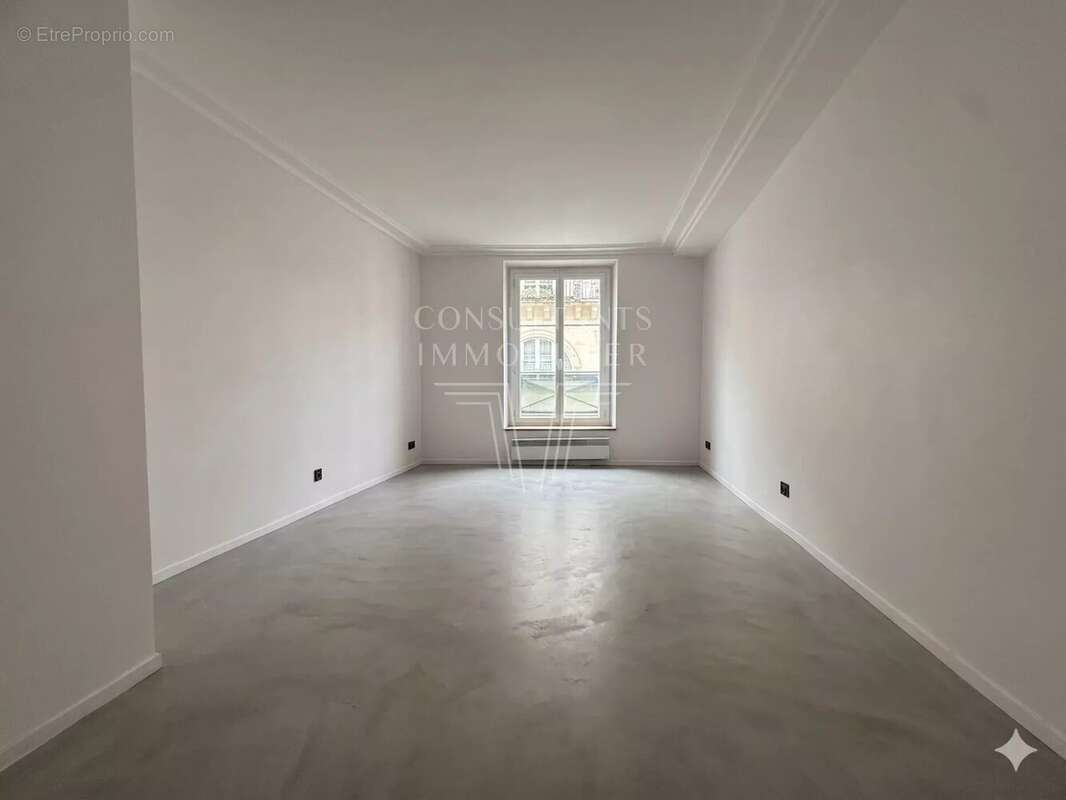Appartement à PARIS-6E