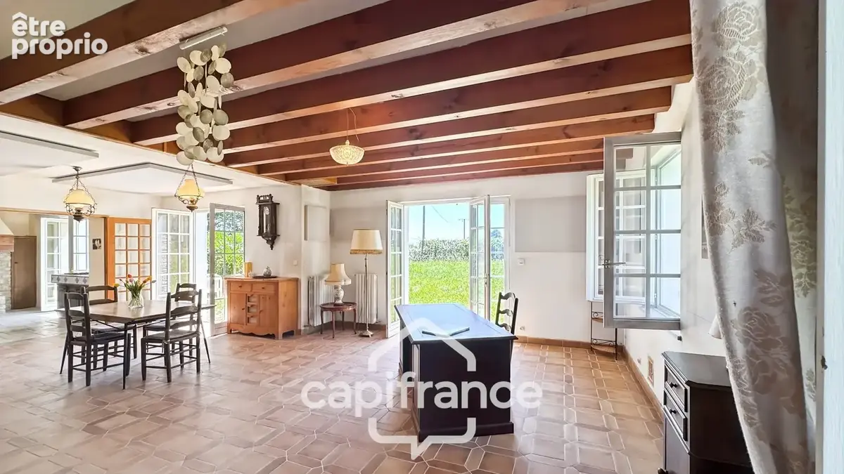 Maison de maître de caractère sur 6ha de terrain - photo 17