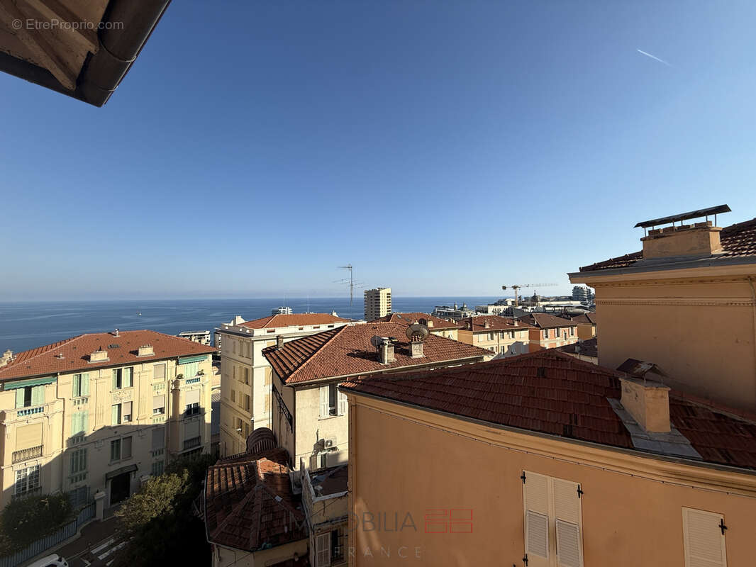 Appartement à BEAUSOLEIL