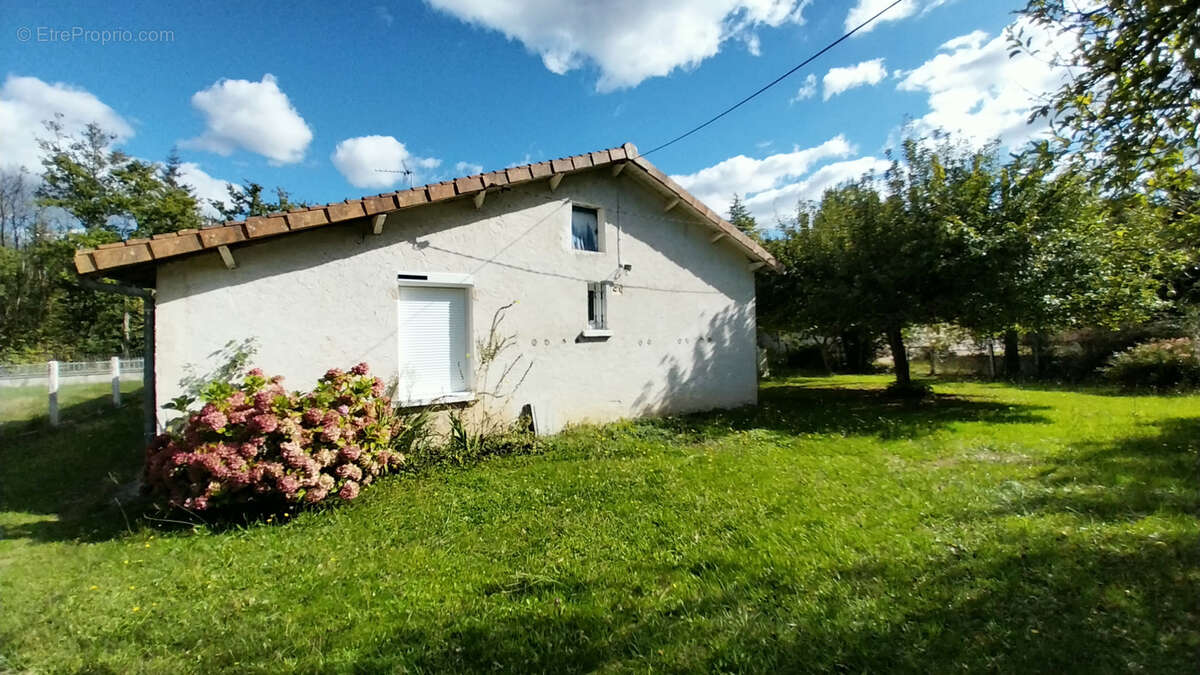 Maison à SEGONZAC