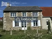 Maison à SAINT-CHRISTOPHE-DE-CHAULIEU