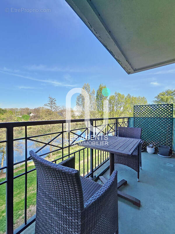 Appartement à VILLENEUVE-LA-GARENNE