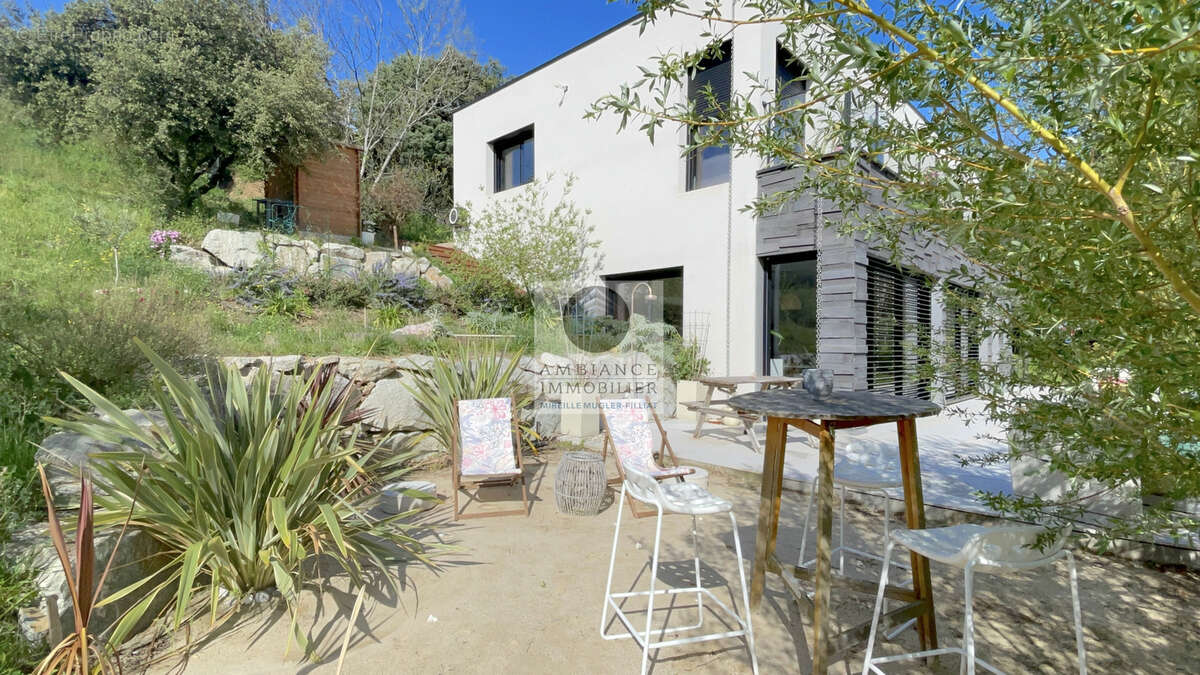 Maison à SAINT-PERAY