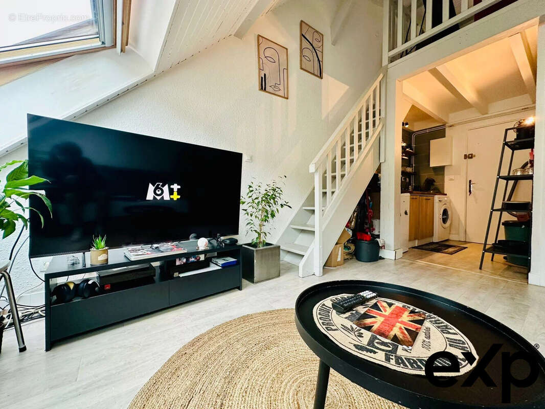 Appartement à AIX-LES-BAINS