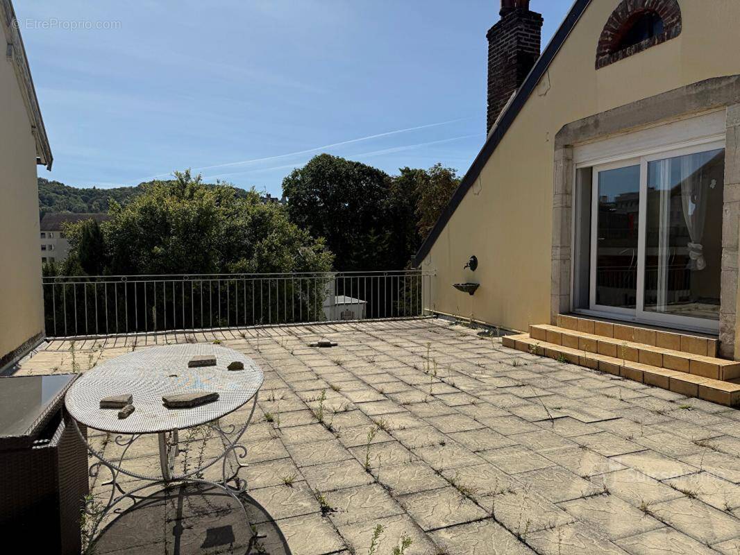 Appartement à LONS-LE-SAUNIER