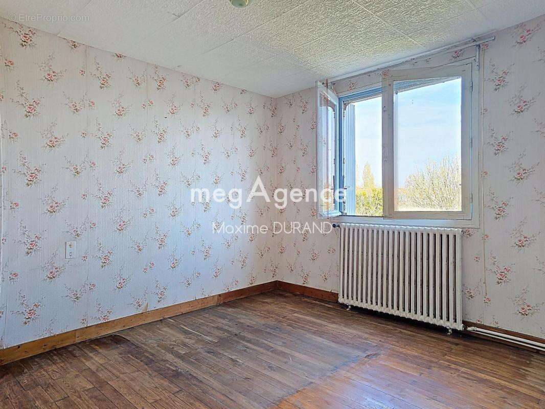 Maison à LA ROMAGNE