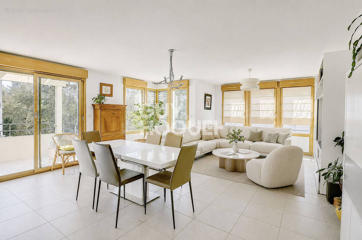Appartement à LYON-5E