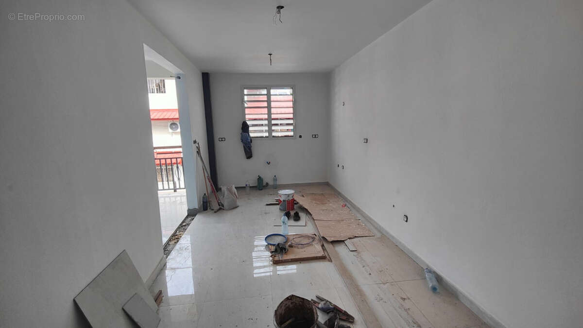 À VENDRE – Appartement T4 avec mezzanine au cœur de CAYENNE (973) - photo 5