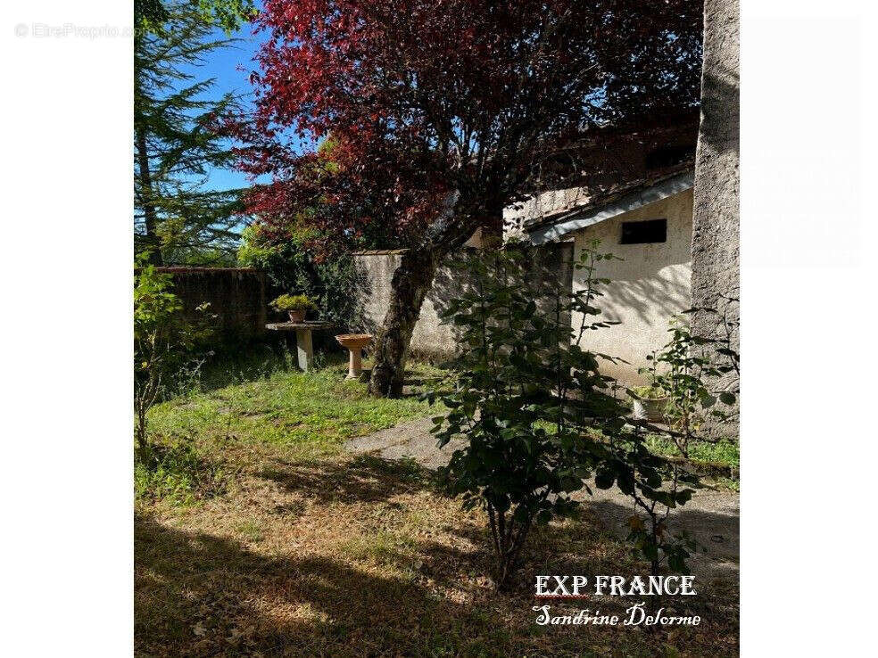 Maison 200 m² à Bagat-En-Quercy  - photo 4