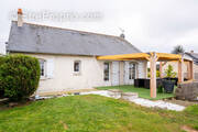 Maison à MONTREUIL-BELLAY