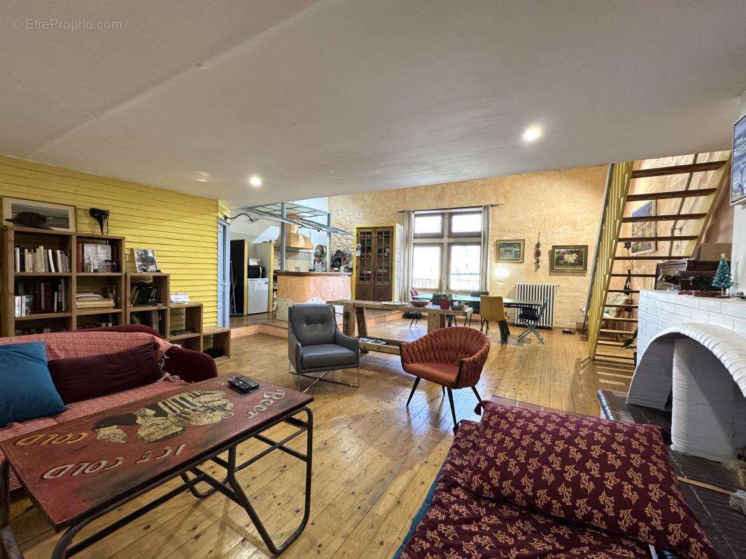 Appartement à PEZENAS