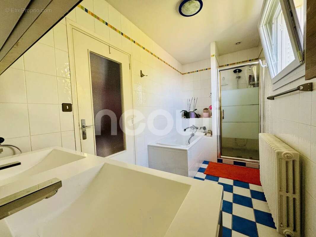 Maison à CHATELGUYON