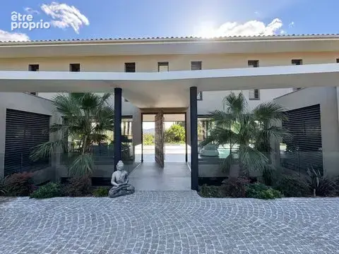 Maison 470 m² à vendre à La Cadiere-D'azur (83740) - photo 3