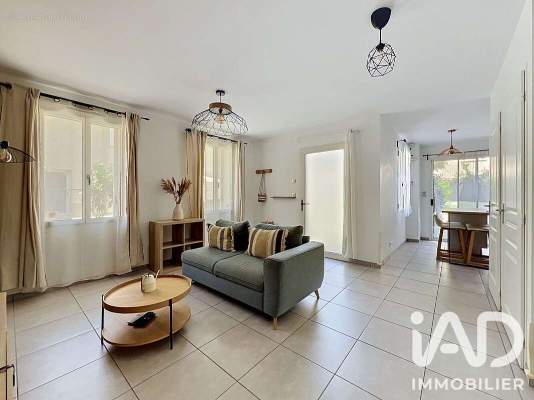 Maison 63 m² à Saint-Priest  - photo 5
