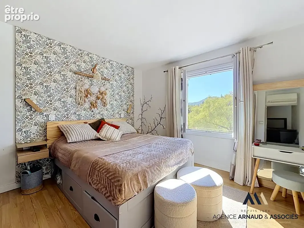Propriété avec vue dégagée sur un terrain en restanques avec piscine et 2 logements indépendants - photo 10