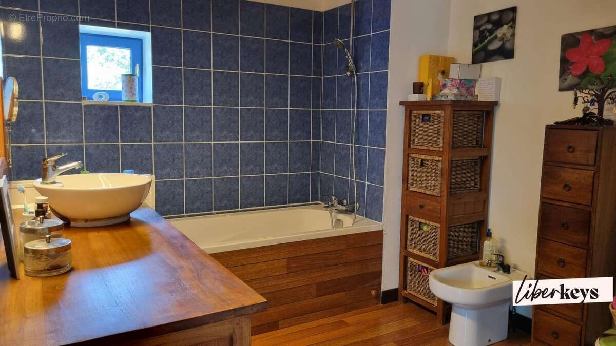 Maison en pierre 4 chambres 137 m² - photo 11