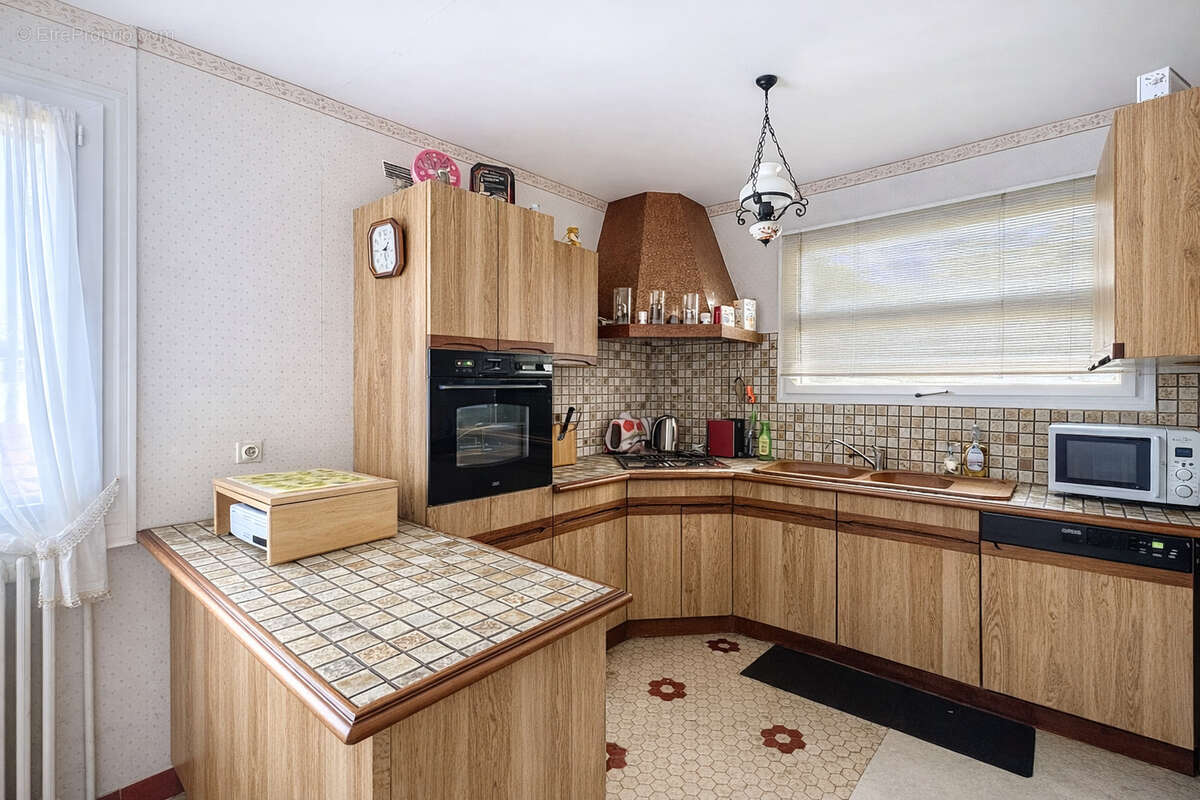 Maison à MALEMORT-SUR-CORREZE