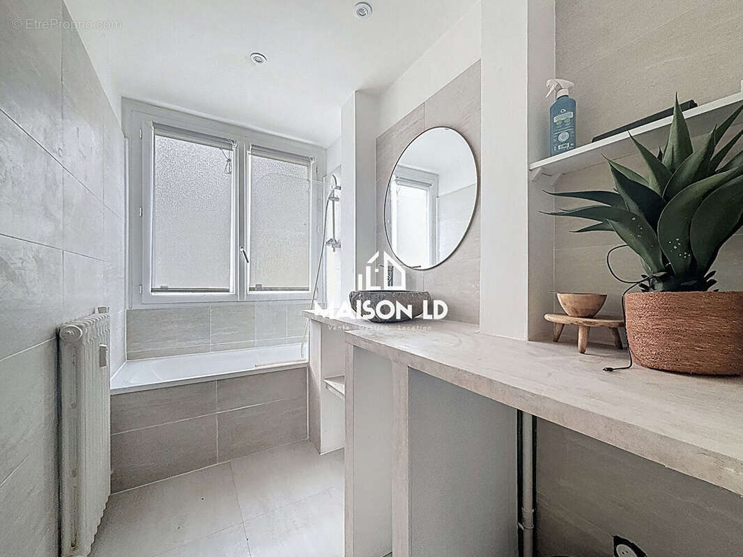 Appartement à HEROUVILLE-SAINT-CLAIR