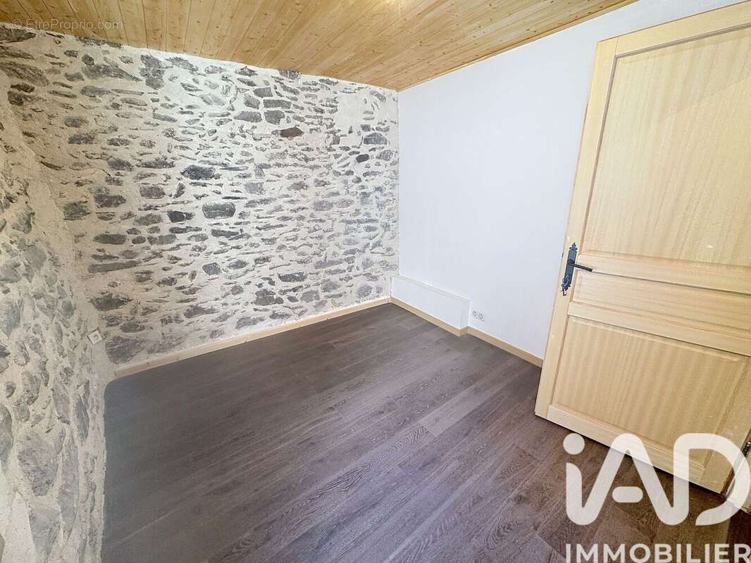 Appartement 52 m² à Saint-Sauveur-Sur-Tinee  - photo 9