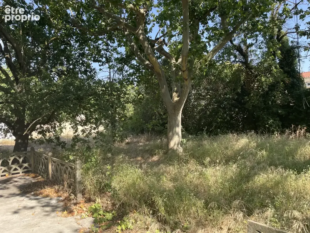 Propriété coeur de village sur un terrain divisible de 1129 m2 - photo 6
