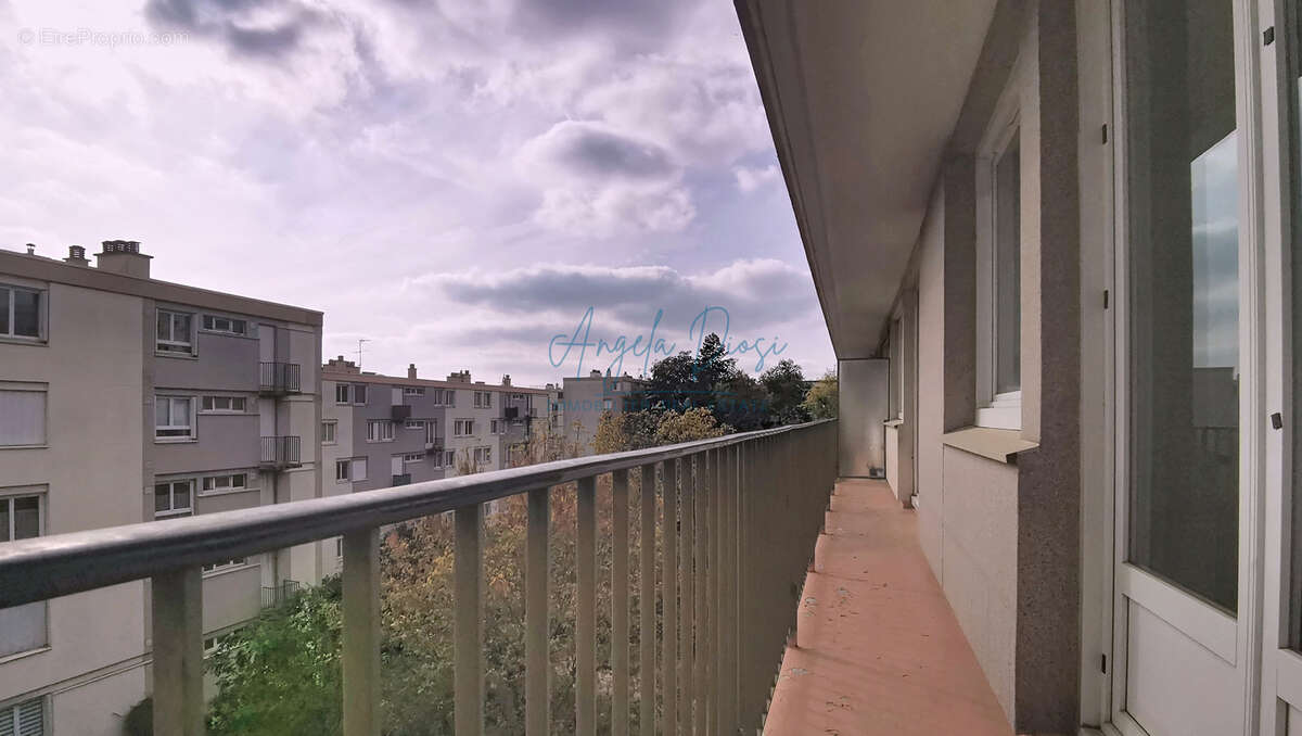 Appartement à LE PLESSIS-ROBINSON