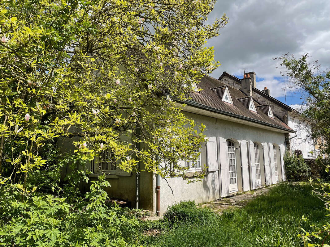 Maison à JOUY-SUR-MORIN