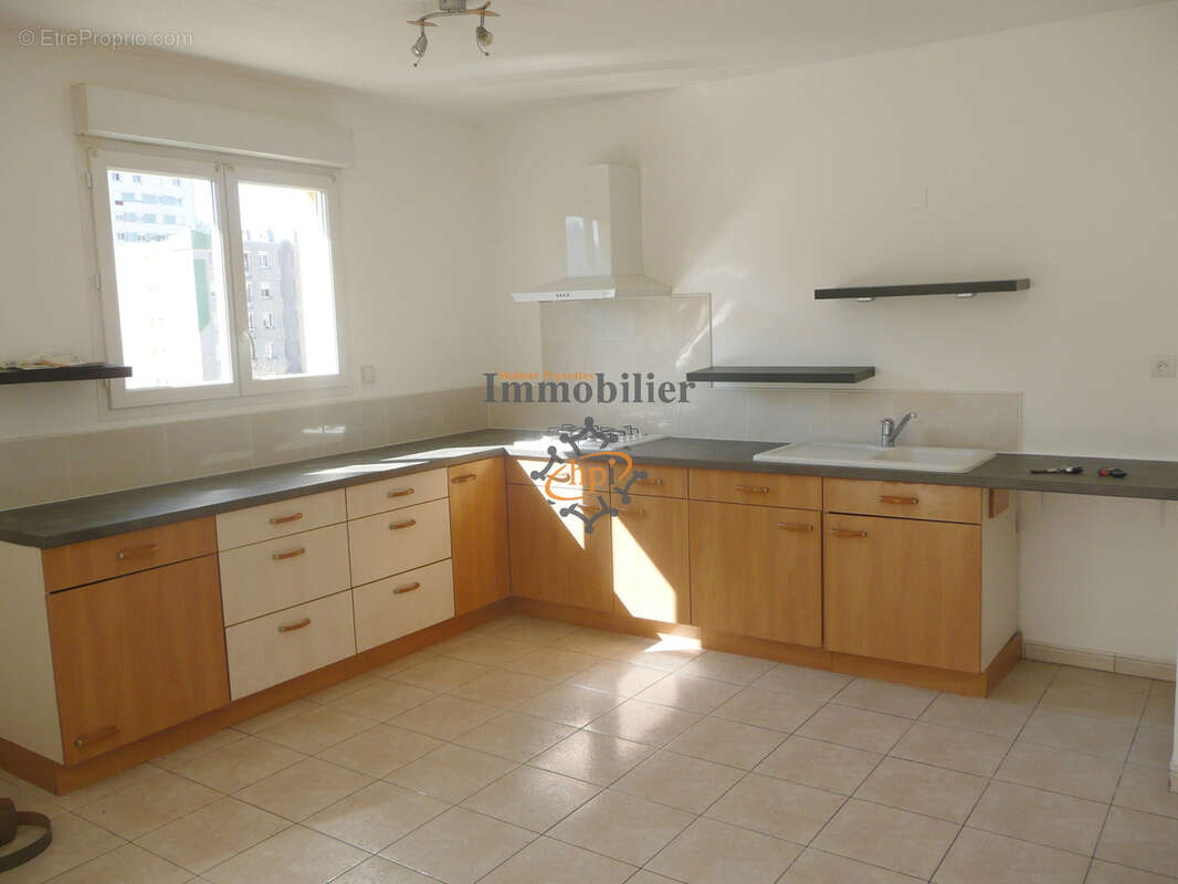 Appartement à SAINT-AFFRIQUE