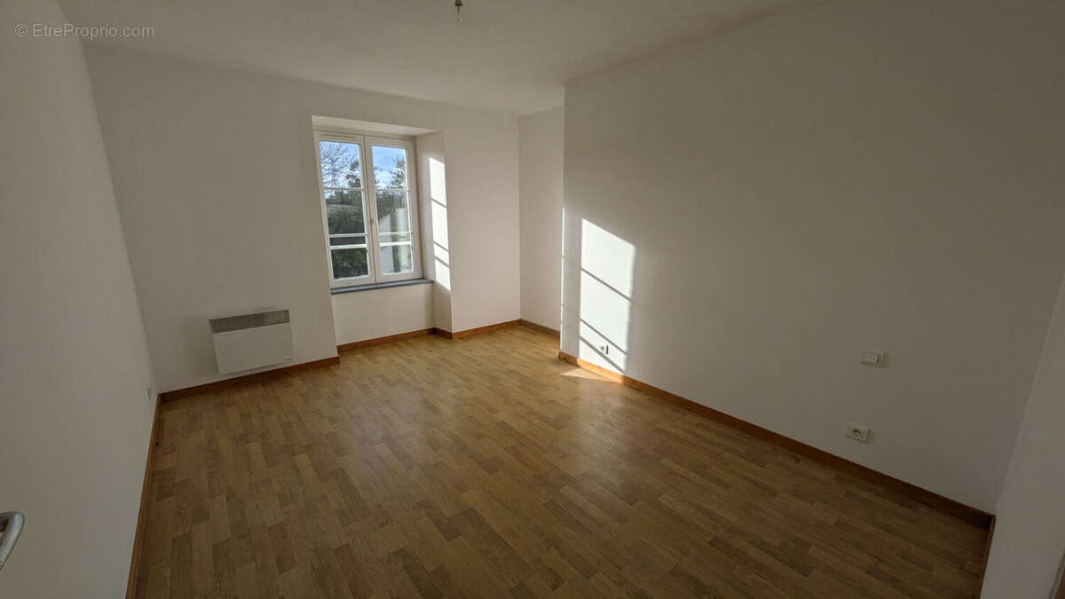 Maison à SAINT-SAUVEUR-LE-VICOMTE