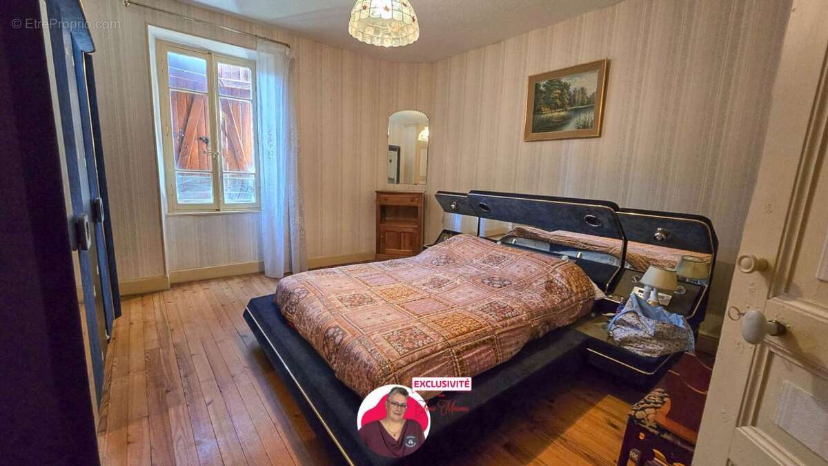 grande propriété en 2 parties  pour  un total de 640 m² sur petit jardin - photo 7