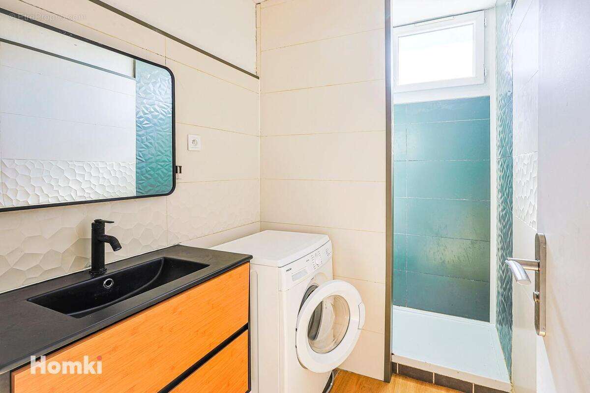 Appartement à BILLERE