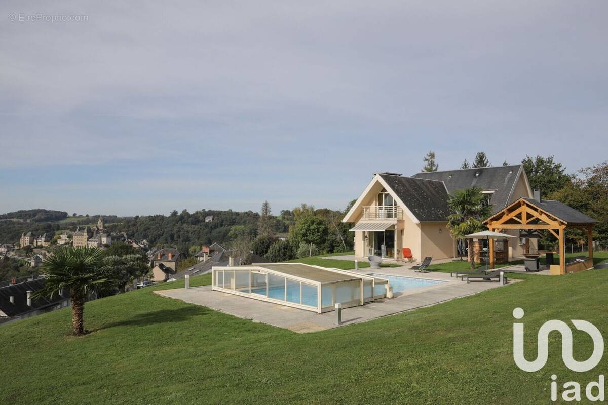 Photo 1 - Maison à UZERCHE