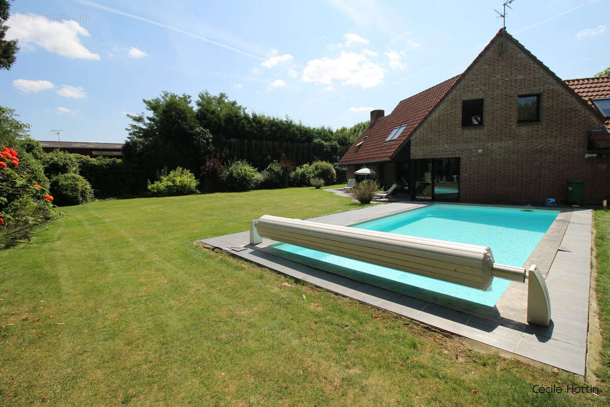 Maison à PHALEMPIN