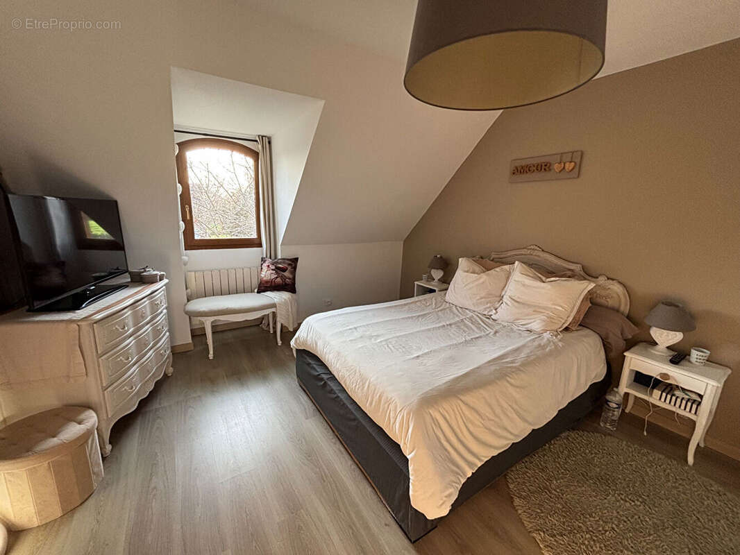 Maison à SAINTE-GENEVIEVE