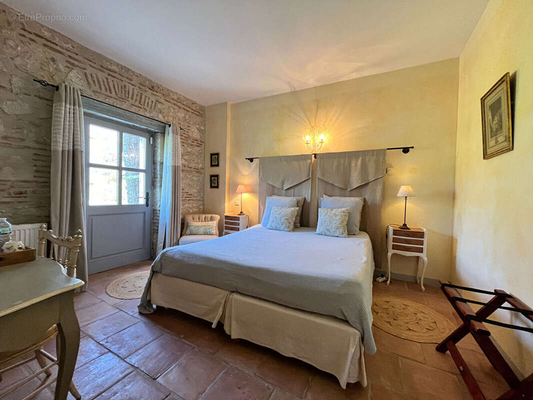 Maison à VILLENEUVE-SUR-LOT