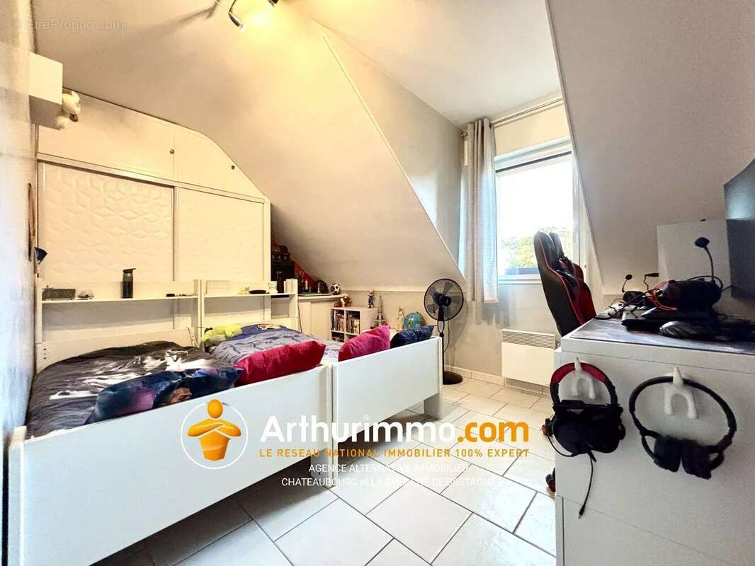 Maison à CHATILLON-EN-VENDELAIS