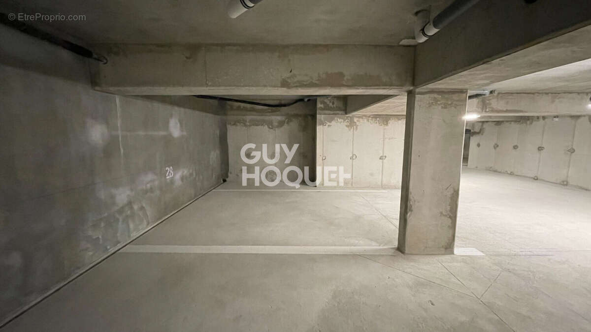 Parking à SAVIGNY-SUR-ORGE