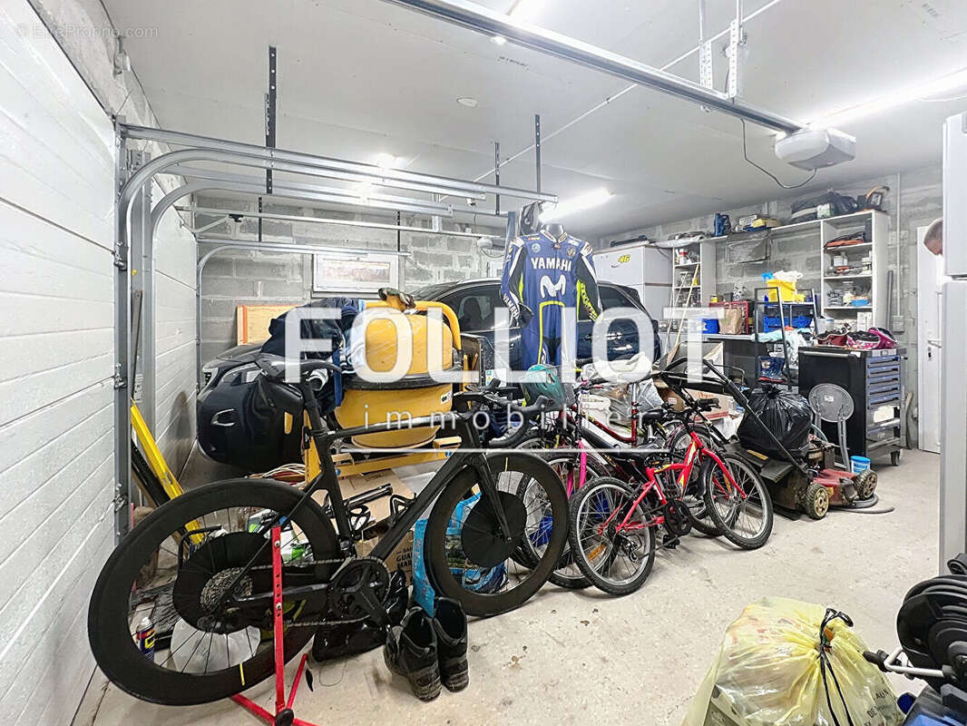 Maison à SAINT-MARTIN-DES-BESACES