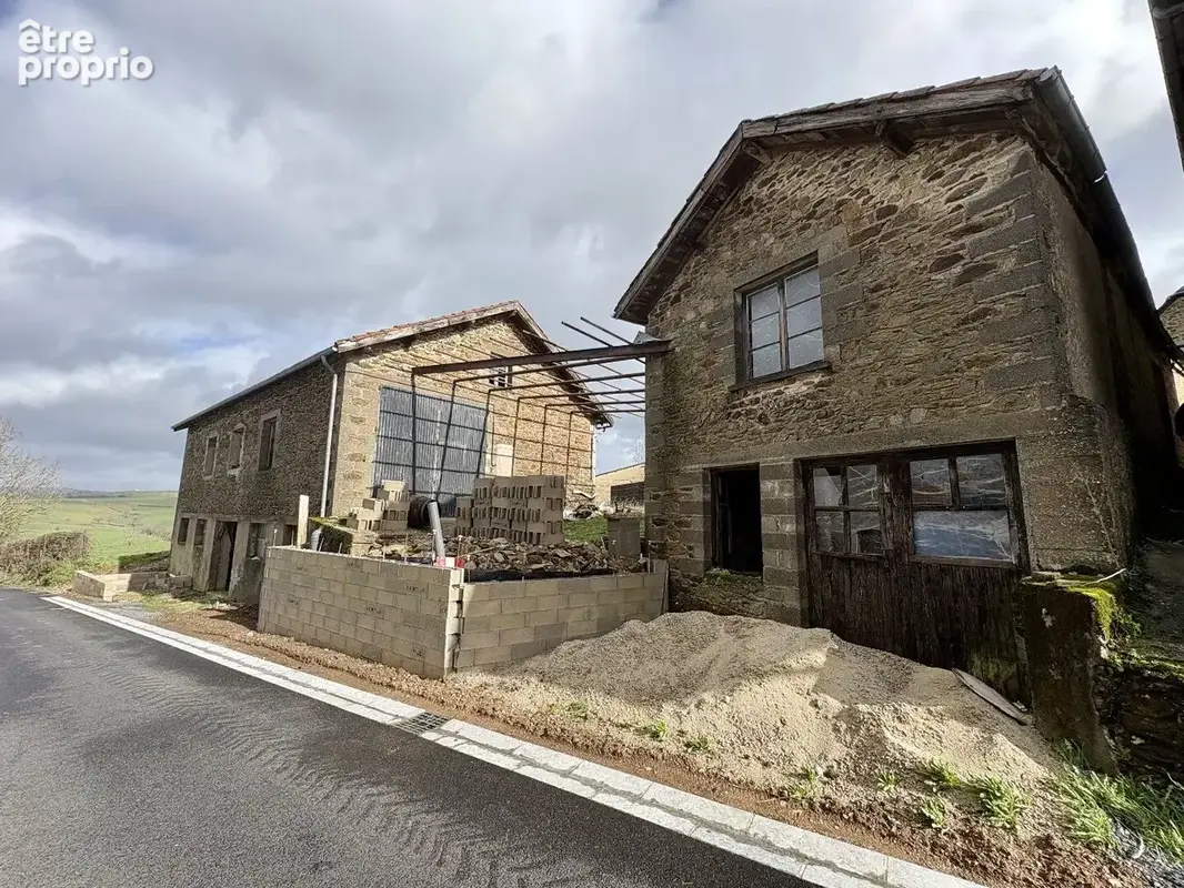 Maison à ALMONT-LES-JUNIES