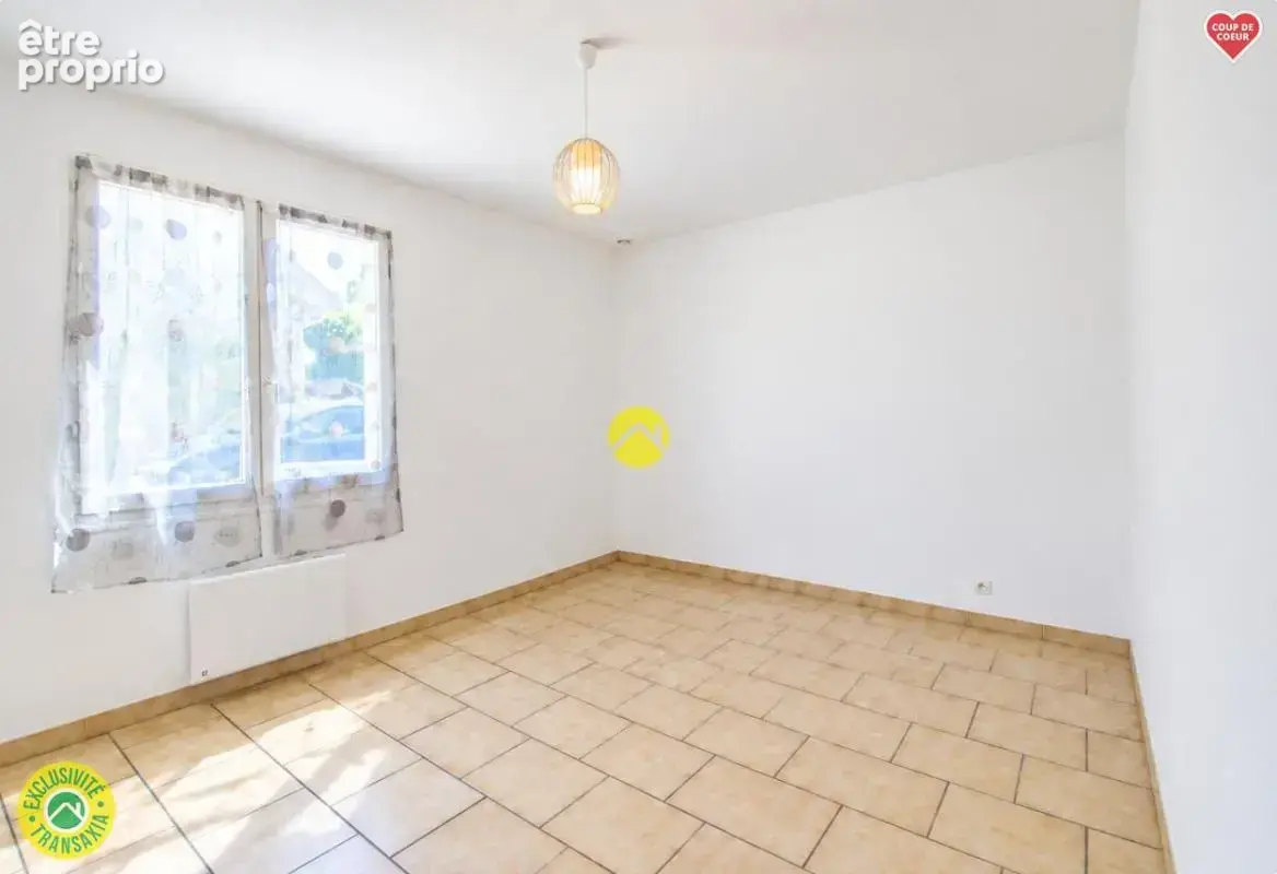 Maison plain-pied au centre village - photo 7