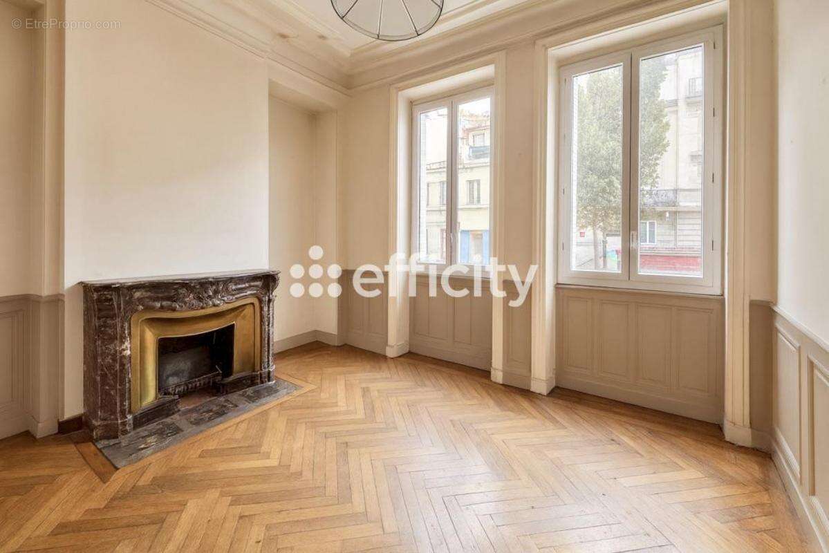 Appartement à VILLEURBANNE