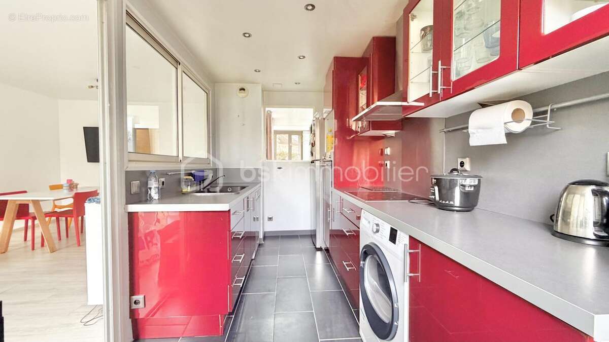 Appartement à TORCY