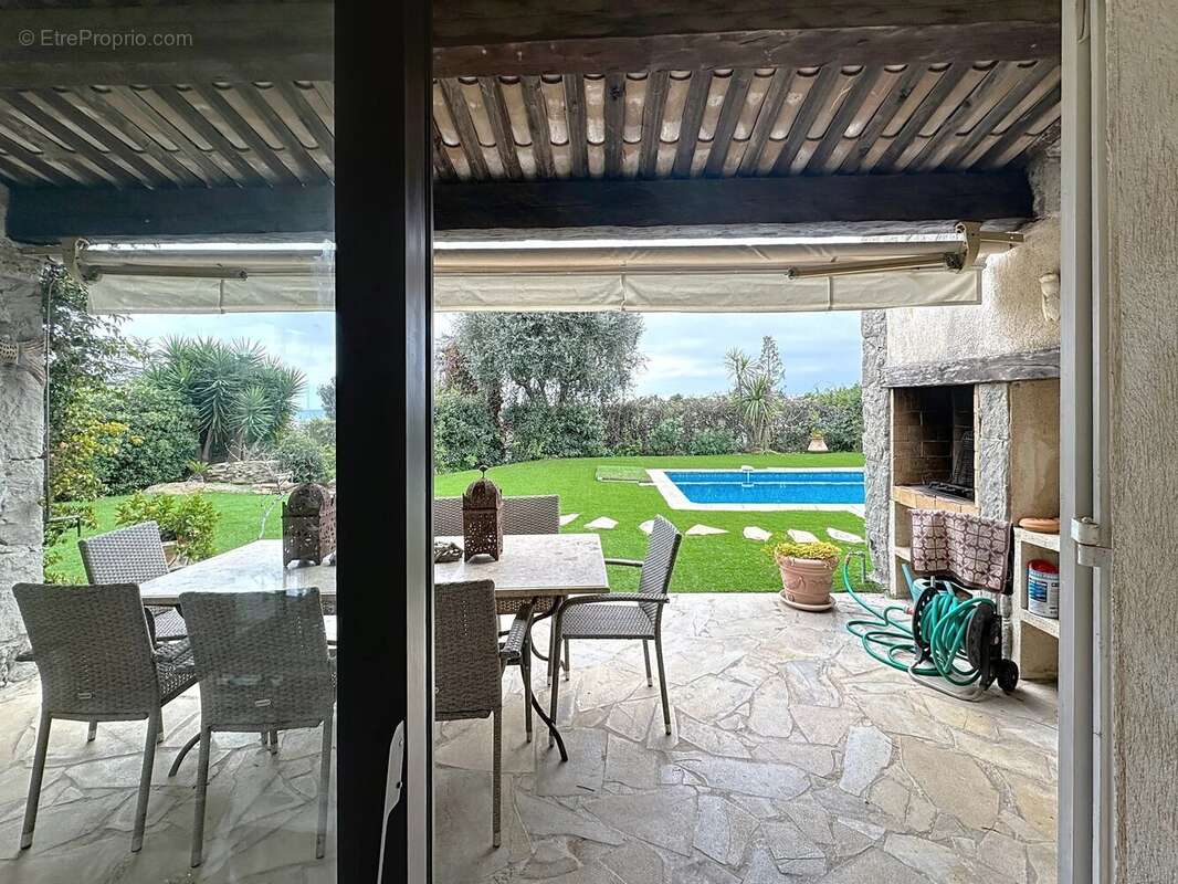 Maison à VILLENEUVE-LOUBET