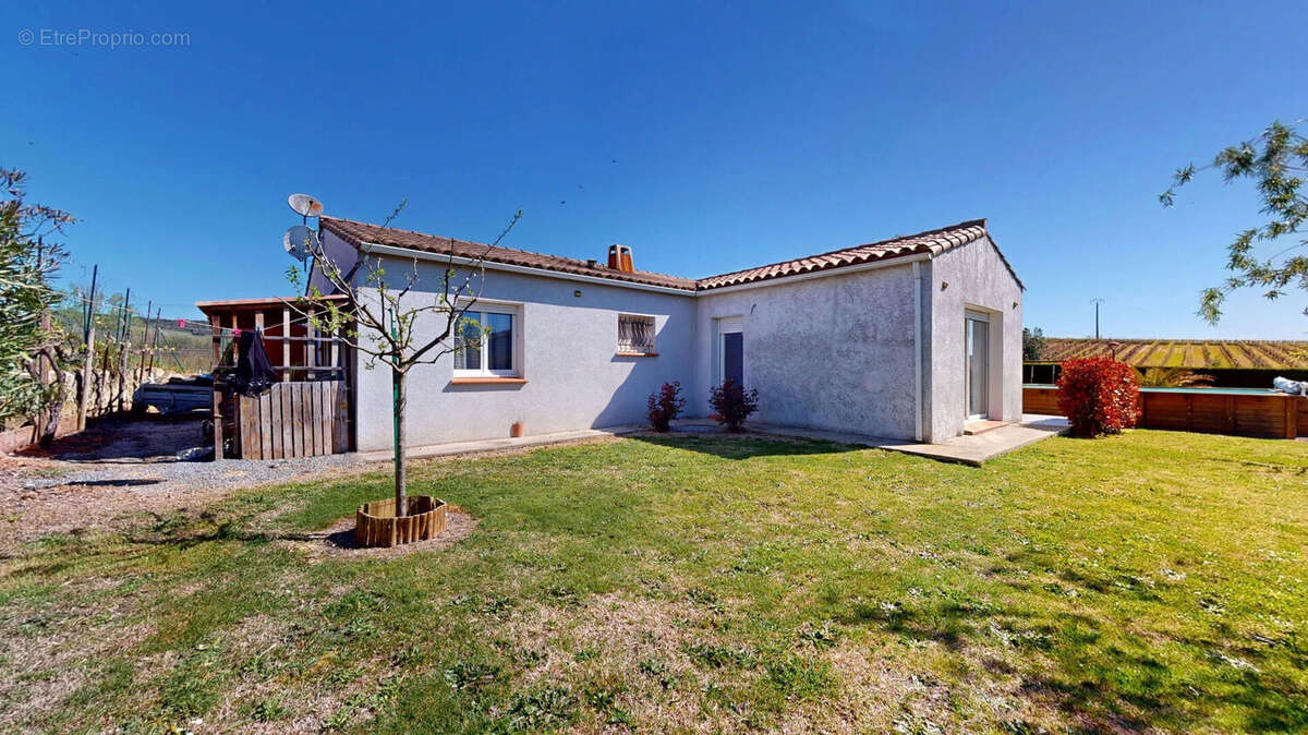 Maison à BRUGAIROLLES