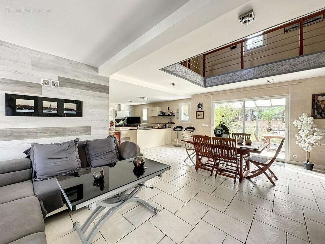 Photo 7 - Maison à MONTLIEU-LA-GARDE