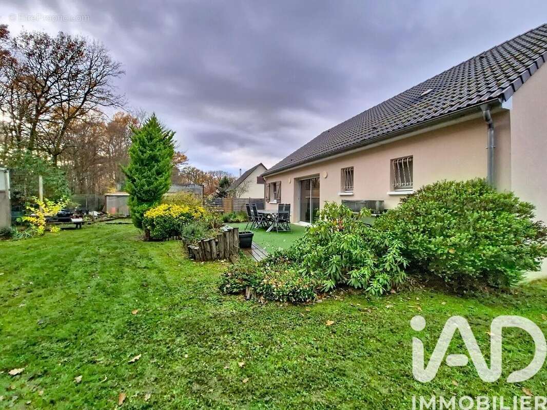 Photo 2 - Maison à VIEILLES-MAISONS-SUR-JOUDRY