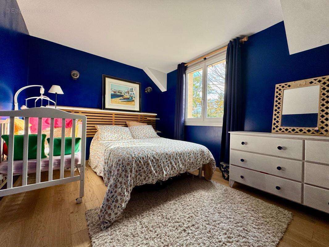 Maison à MAROLLES-EN-HUREPOIX