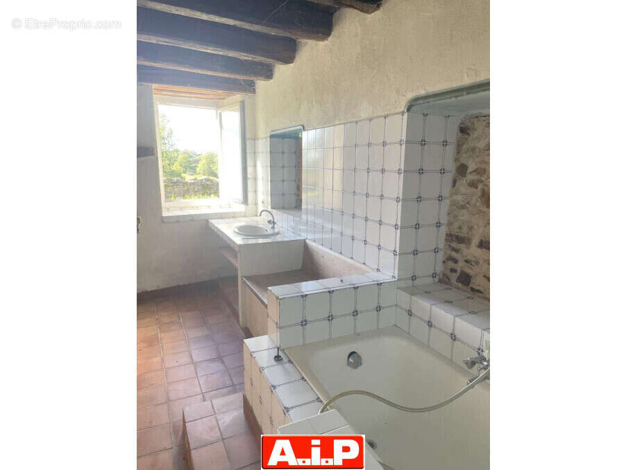 Maison à LA TARDIERE