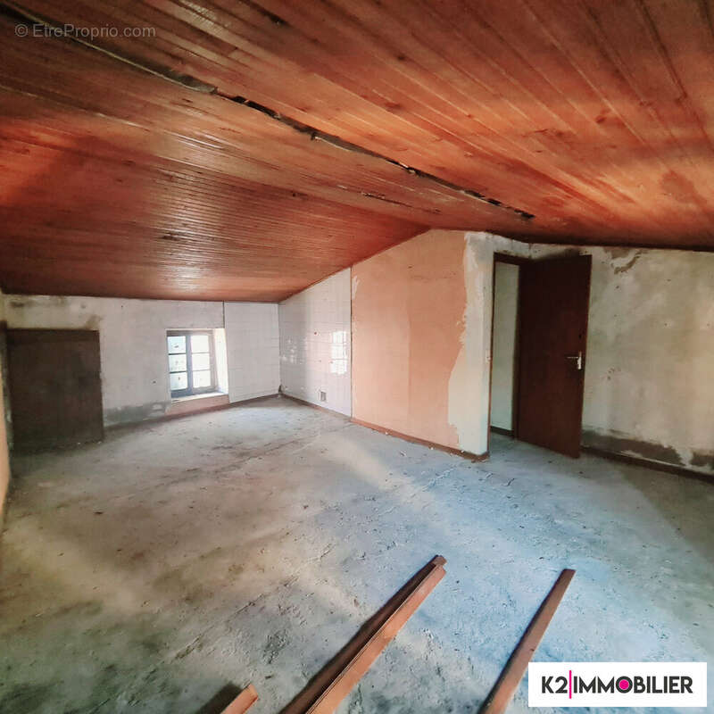 Appartement à SAUZET